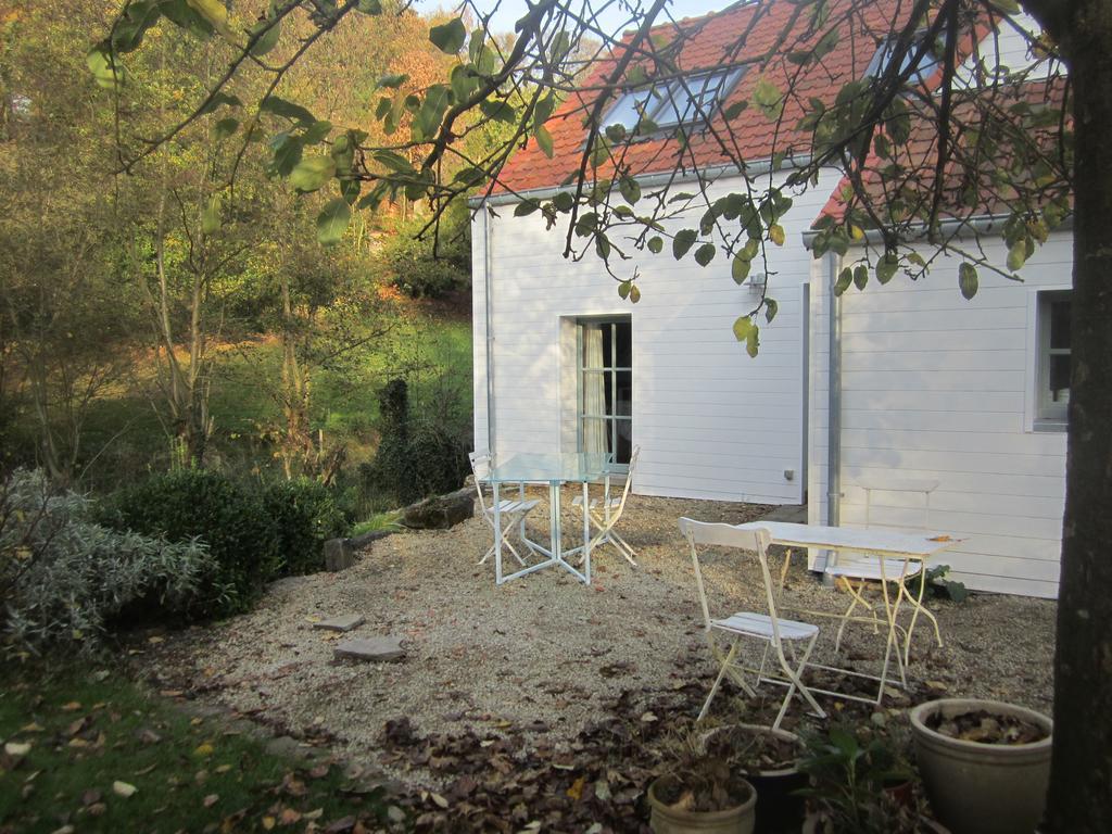 Maison De Blanche Neige Court-Saint-Etienne 외부 사진